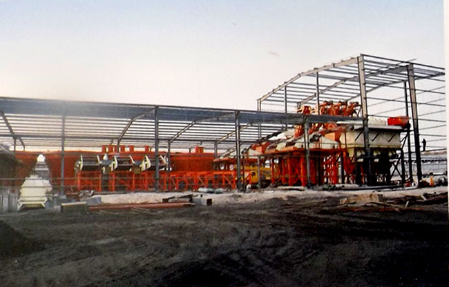 滕州惠祥洗煤设备现场安装图一