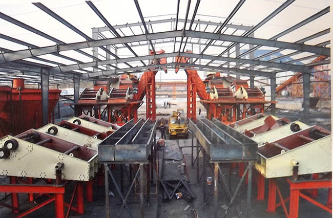 滕州惠祥洗煤设备现场安装图二